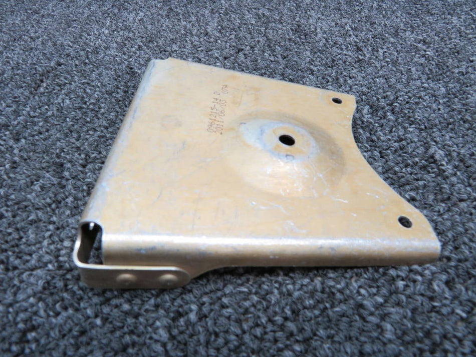 0961215-12 Cessna C-162 Bracket Assy Elevator RH
