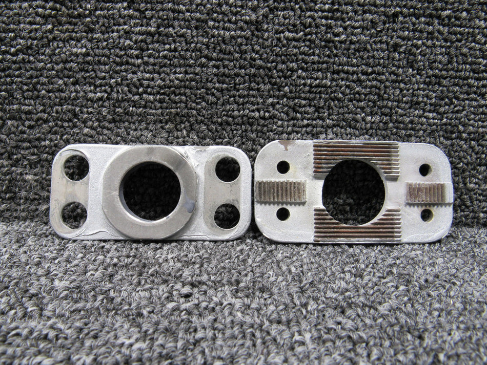 6211346-10, 6211346-13 Cessna Citation 560 Ultra Latch Plate and Socket Assy