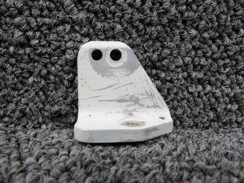 21324-000 Piper PA-24-250 Nose Gear Bracket