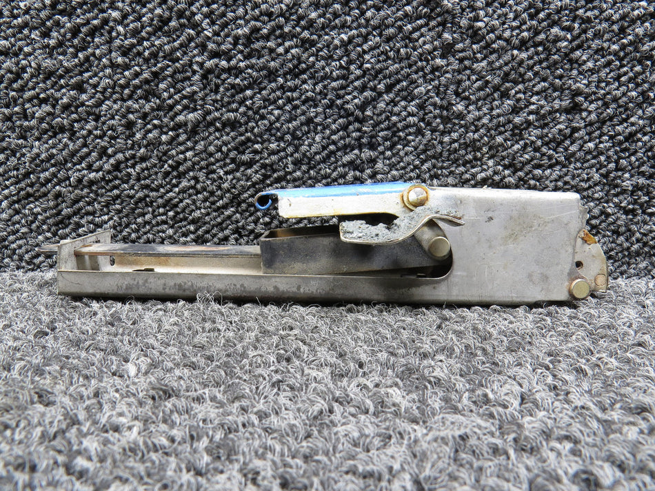 68188-000 Piper Cabin Door Latch Assembly