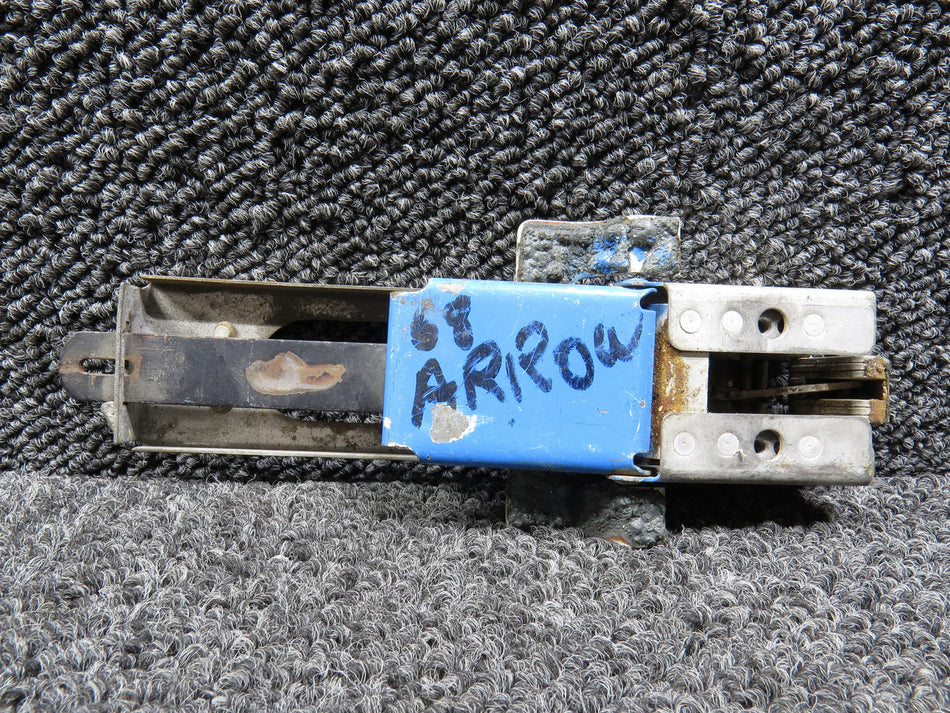 68188-000 Piper Cabin Door Latch Assembly