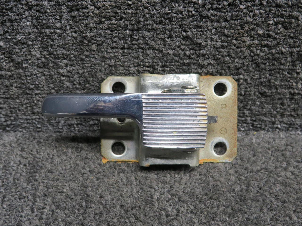 Piper Aircraft Parts 464-142 Piper PA32-301 Aft Cabin Door Interior Handle Assembly
