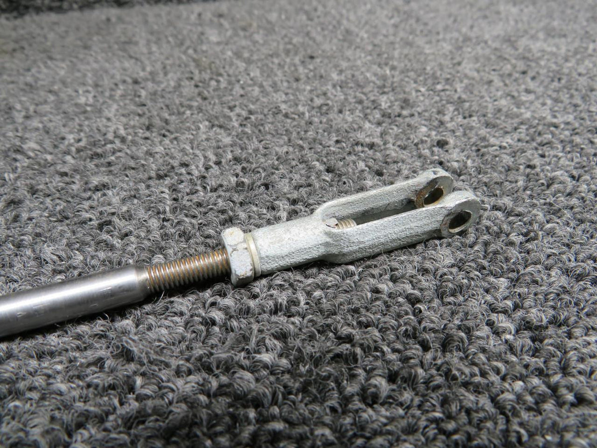 Piper Aircraft Parts 68981-000 Piper PA32-301 Cargo Door Latch Pin Assembly