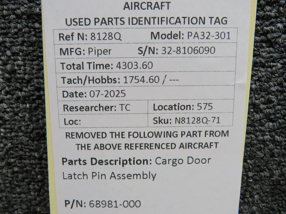 Piper Aircraft Parts 68981-000 Piper PA32-301 Cargo Door Latch Pin Assembly