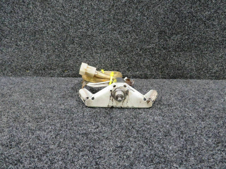 487-862 / 41985-001 Piper PA-31T Down Lock Switch Assembly W/ Bracket (C20) BAS Part Sales | Airplane Parts