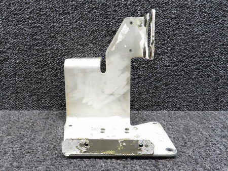 IAI 713071-501 IAI 1124 Hydraulic Pump Mounting Plate Assembly