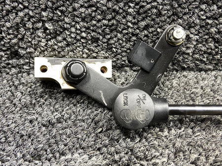 Suspa D575-1, D574-1 Suspa Forward Cabin Door Gas Strut Assembly LH