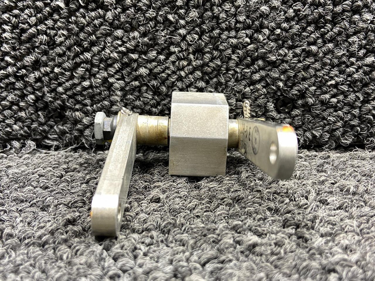 Robinson Helicopter & Airplane Parts A605-1, A609-1 Robinson R44II Throttle Control Housing Assembly
