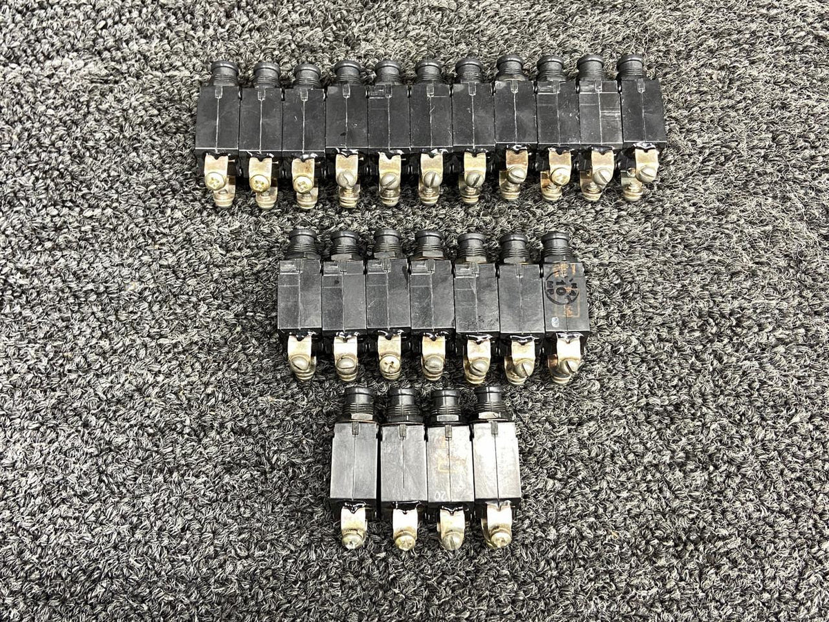 Mechanical Products 4200-002 Series Mechanical Products Push to Reset Circuit Breaker Set