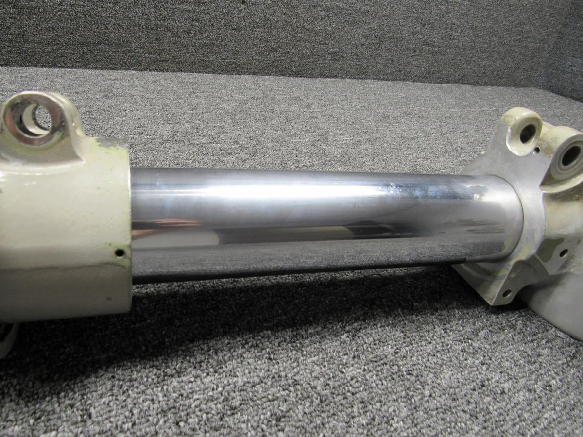 Cessna Citation 6642000-48 Cessna Citation 560 Ultra Nose Landing Gear Strut Assembly