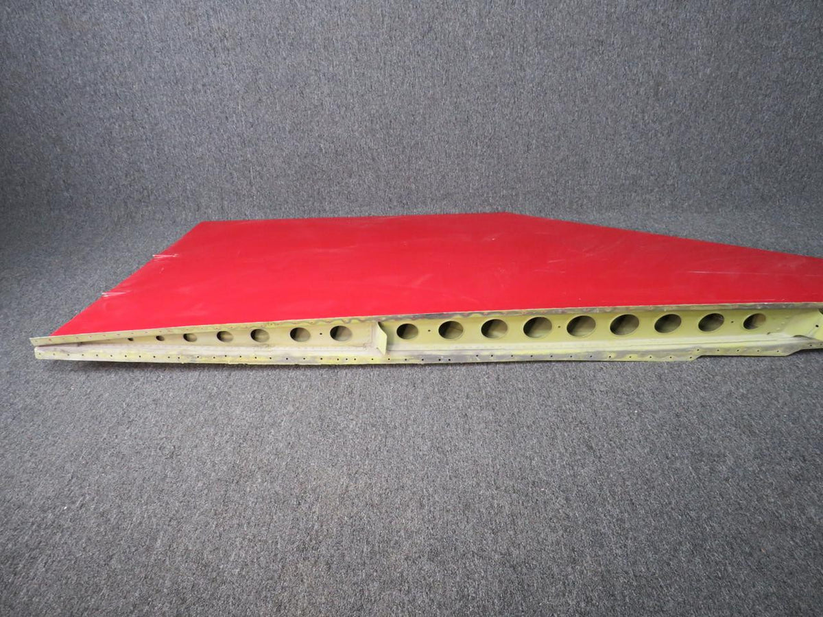 LearJet 6012108-803 Learjet 60 Delta Fin LH
