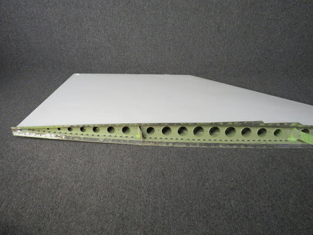 LearJet 6012108-804 Learjet 60 Delta Fin RH (White)