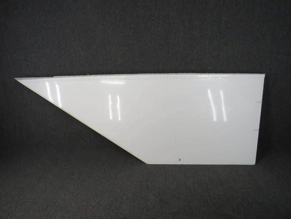 LearJet 6012108-803 Learjet 60 Delta Fin LH (White)