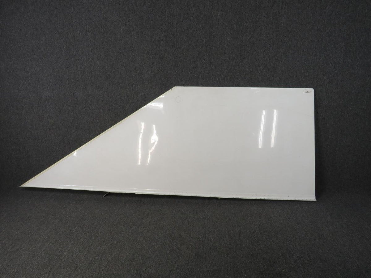 LearJet 6012108-803 Learjet 60 Delta Fin LH (White)