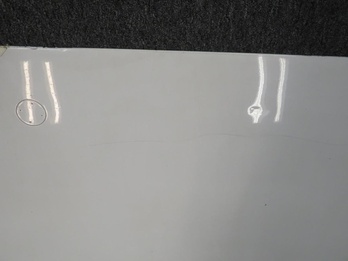 LearJet 6012108-803 Learjet 60 Delta Fin LH (White)