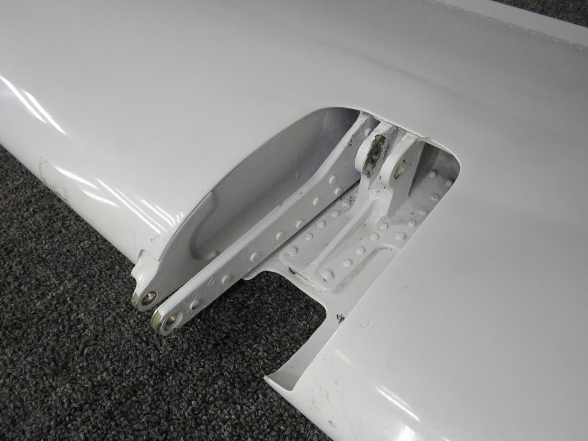 LearJet 2625010-089 Learjet Flap Assembly LH