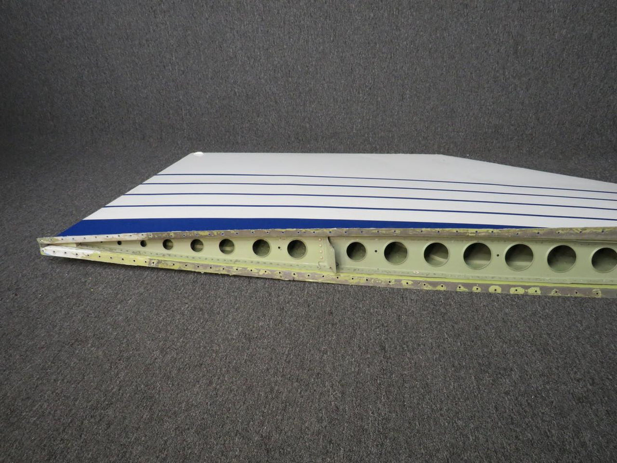 LearJet 6012108-2 Learjet Delta Fin RH