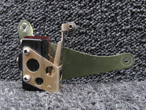 AN3169-1 (Alt: AD5721R) Micro Actuator Flap Limit Switch with Mounting Bracket
