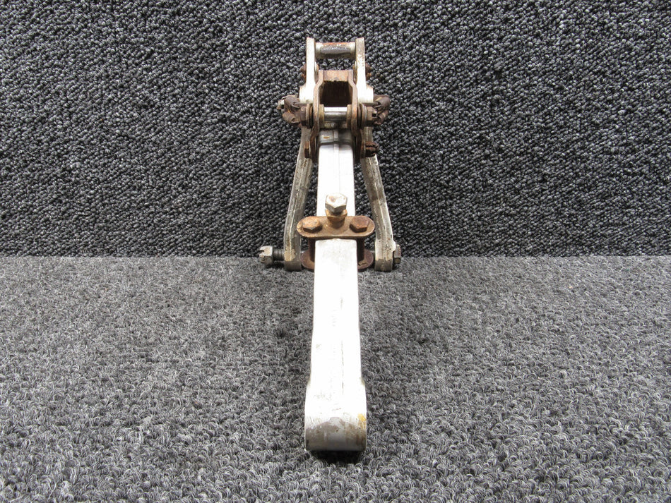 16240-000 Piper PA-23-250C Main Landing Gear Drag Brace Assembly with Latch