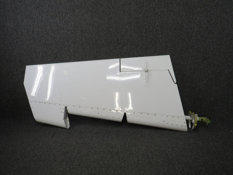2633001-5 LearJet Rudder Assembly (Cracked)