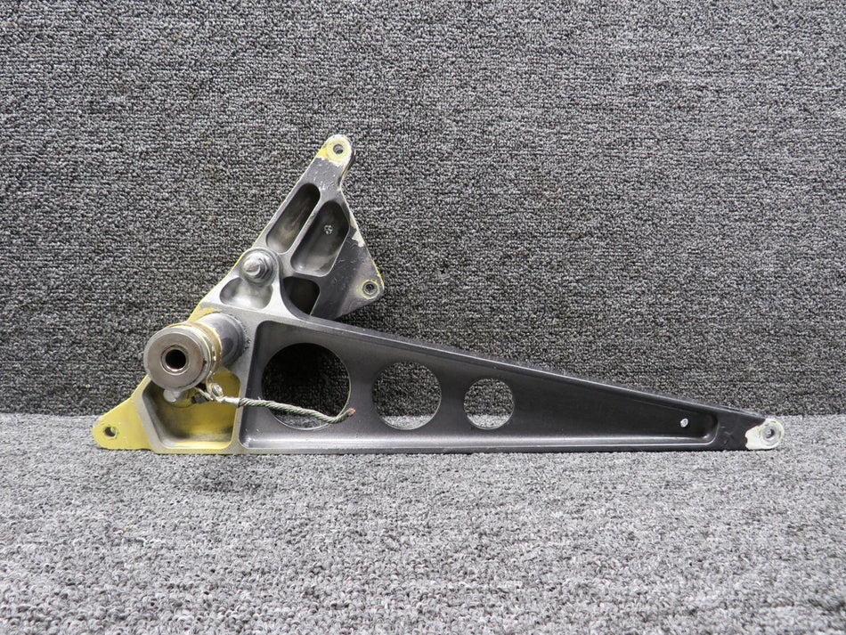 6565036-6 Cessna Citation 560 V Inboard Outer Flap Bellcrank Assembly RH