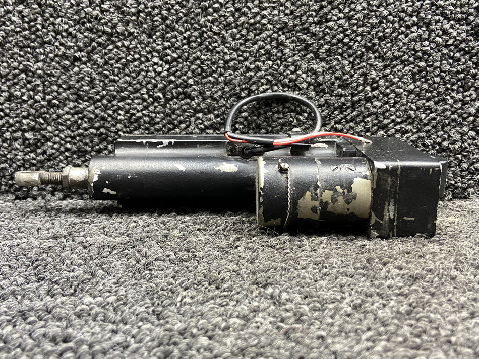 EM414-31 (Alt: 96-380021-27) Electro Air Conditioning Actuator (28V, Core)