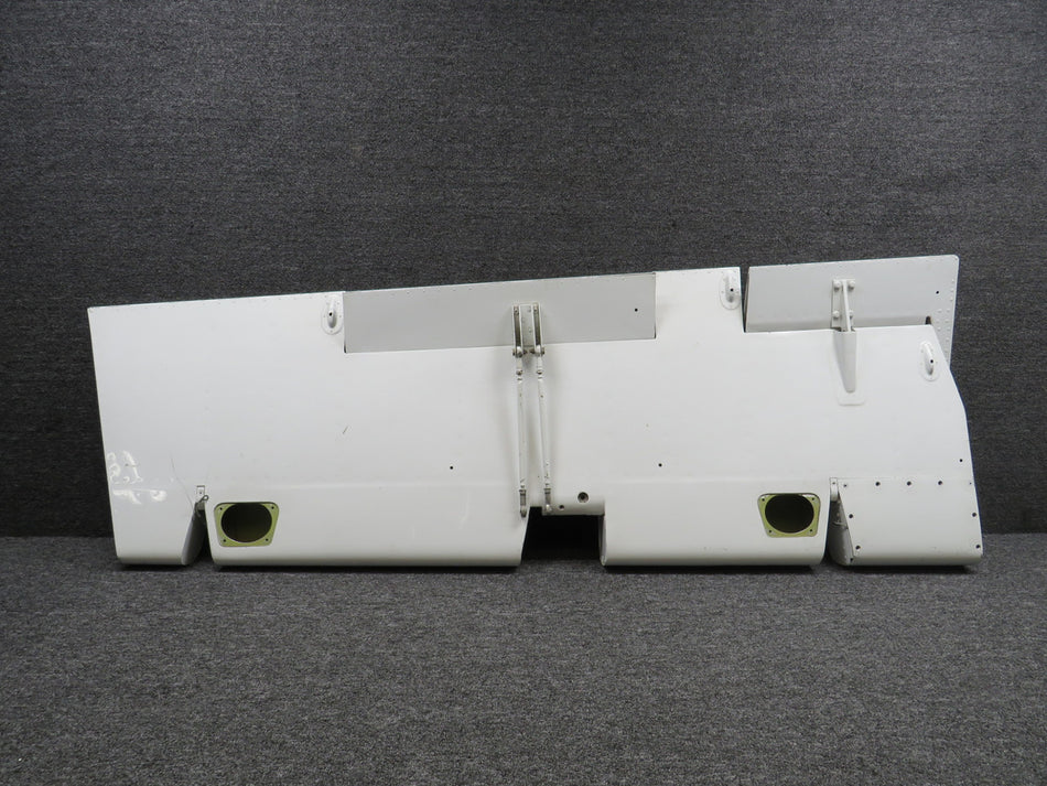 2424000-251 Learjet Aileron LH (Hail Damage)