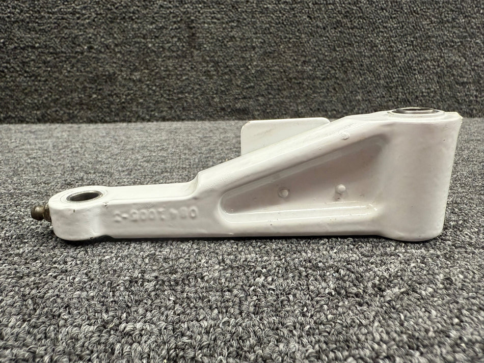 0841000-91 (Cast: 0841005-3) Cessna 310K Main Landing Gear Upper Torque Link