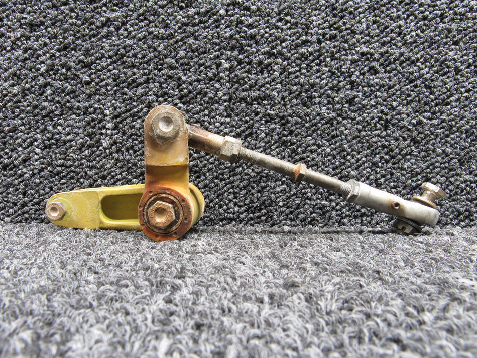 017A-61673-011, 017A-61689 Mitsubishi MU-2B-26A Aileron Bellcrank with Rod