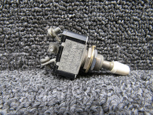 MS35058-21 (Alt: 8800K16) Cutler-Hammer Toggle Switch Unit