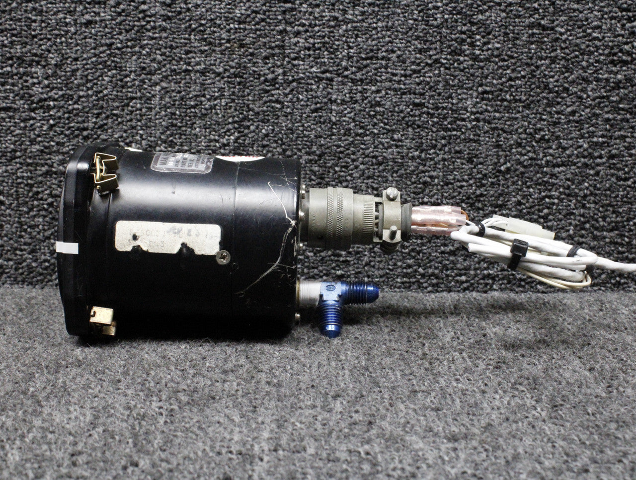 6533-1 United Dual Manifold Pressure and Fuel Flow Indicator (Code
