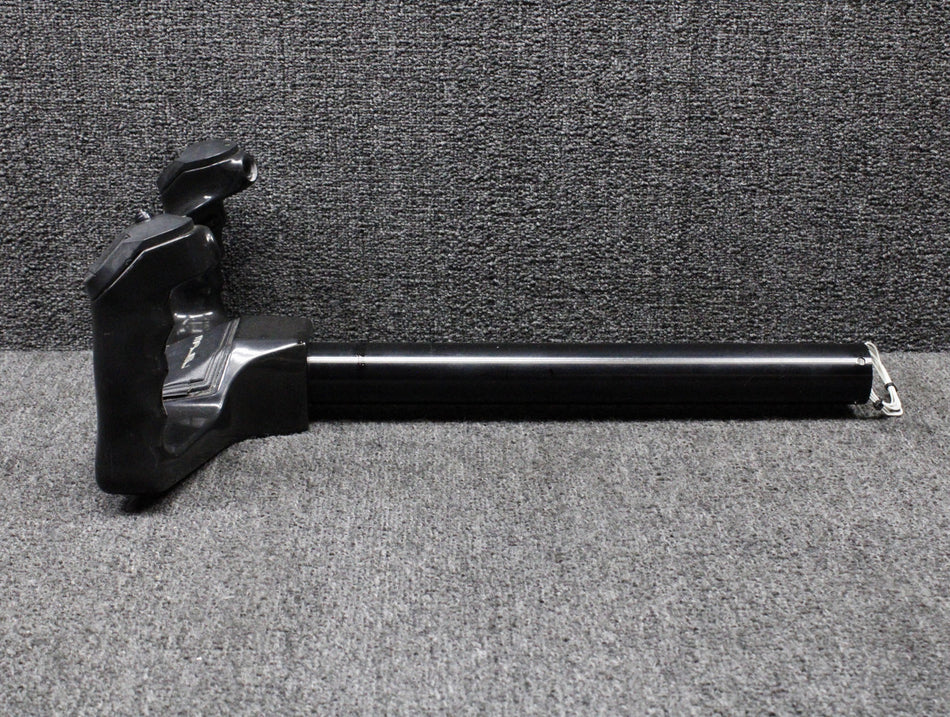 82980-002 Piper PA46-310P Co-Pilot Control Wheel w Switch (L: 13.3125”, D: 1.5”)