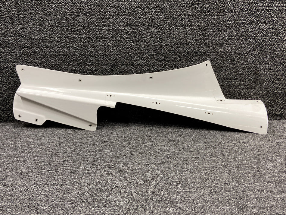 9909006-4 Cessna 162 Vertical Empennage Fairing RH