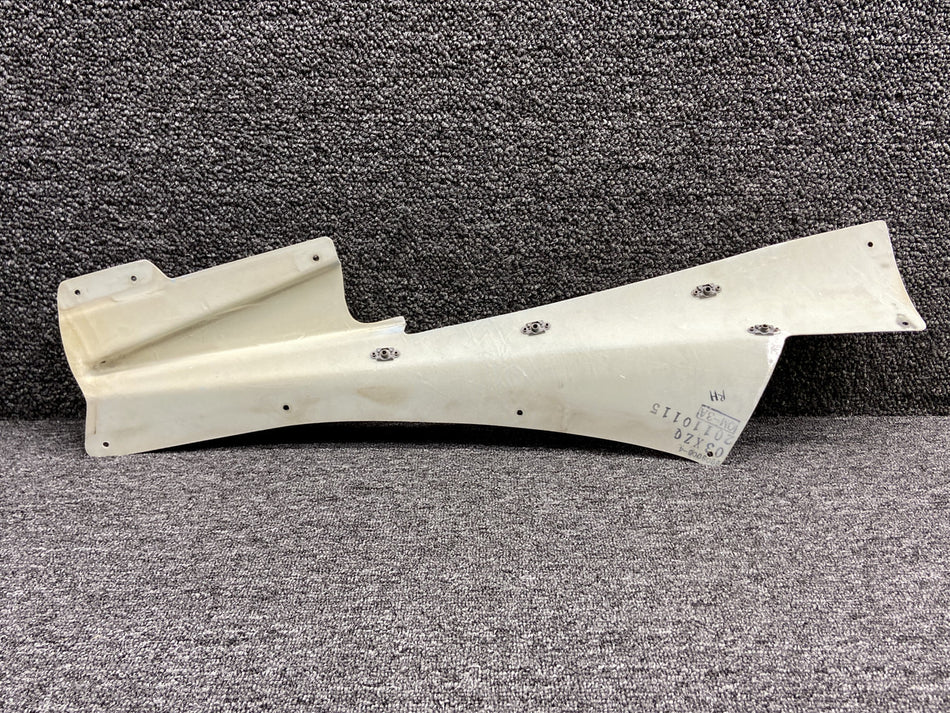 9909006-4 Cessna 162 Vertical Empennage Fairing RH