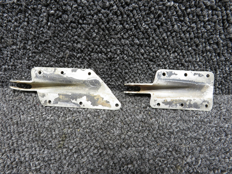 63050-000, 63051-000 Piper PA-28-140 Cabin Door Hinge Upper and Lower