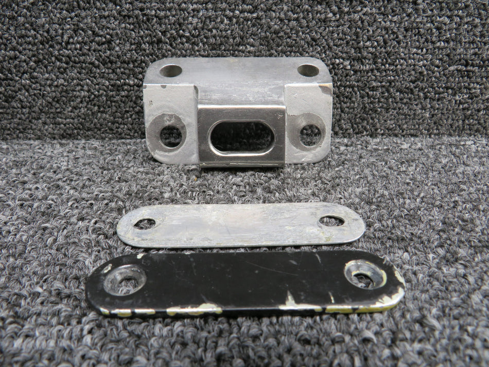 5511237-55 Cessna Citation 560 Cabin Door Socket