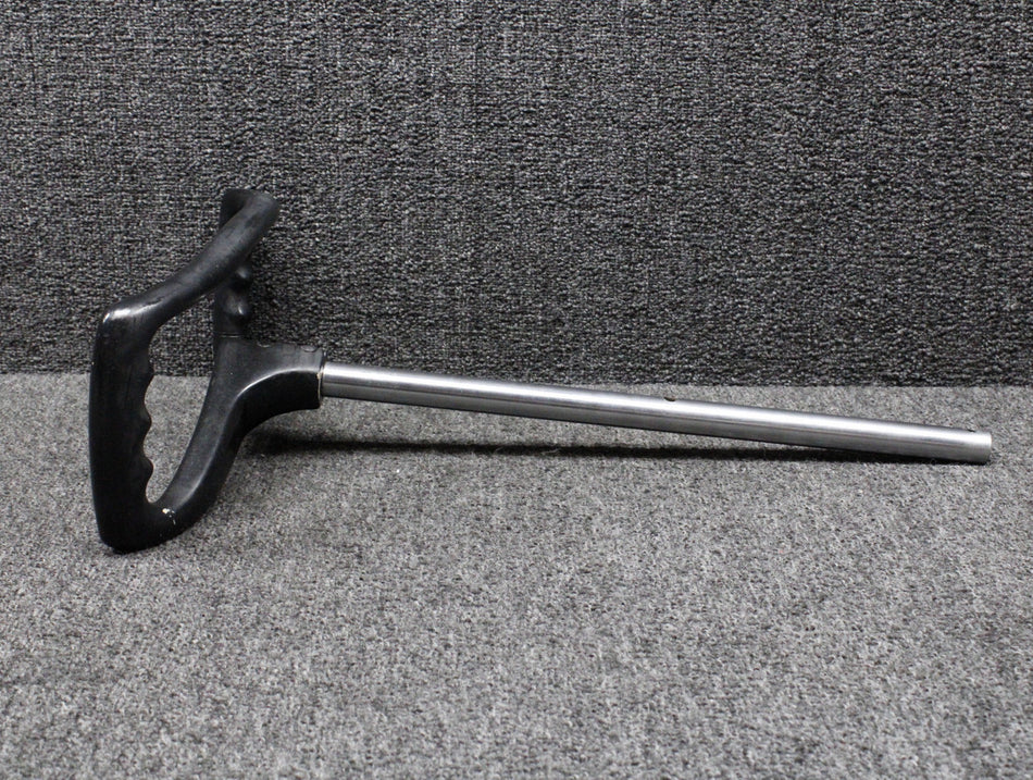 0513167-5 Cessna 175A Control Wheel Assembly (Length: 14.25”, Diameter: .75”)