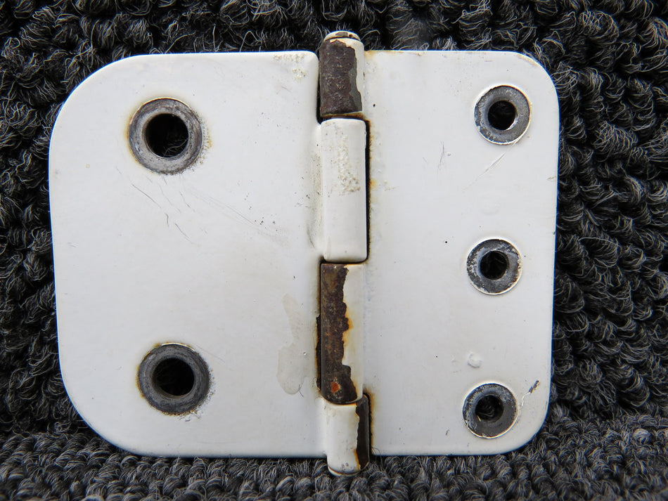 0411579-9 Cessna 150D Middle Cabin Door Hinge LH or RH