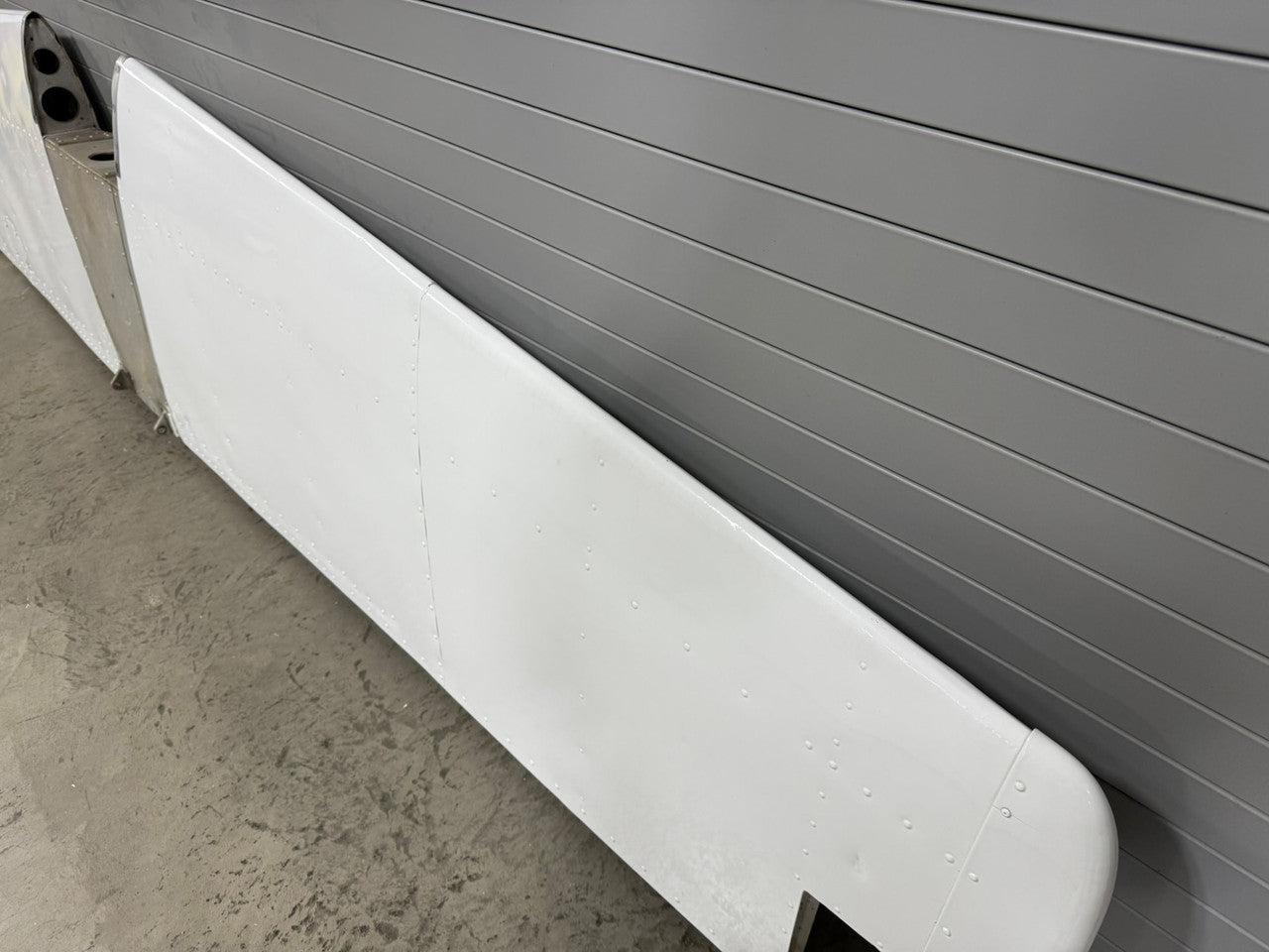 1232600-7 Cessna 182H Horizontal Stabilizer Assembly – BAS Part Sales