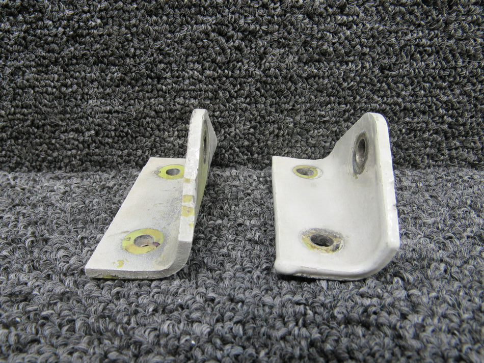 Rod Mounts Beechcraft 1900C Set of 2