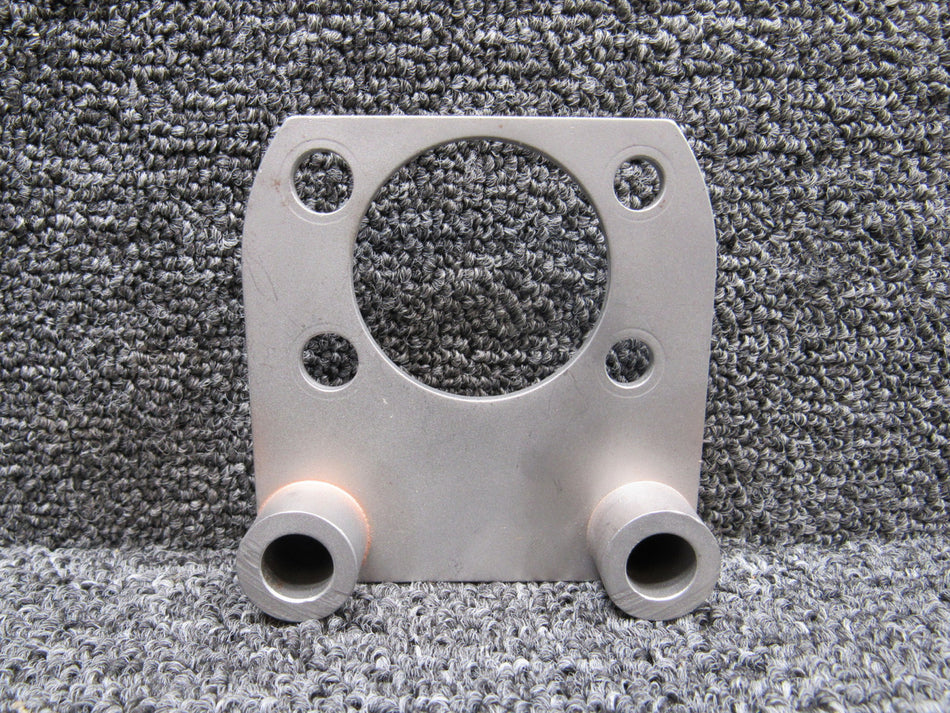 B-30649 Cessna 172RG Axle Torque Plate Assembly, T: 1.1” Dis: 2.25”