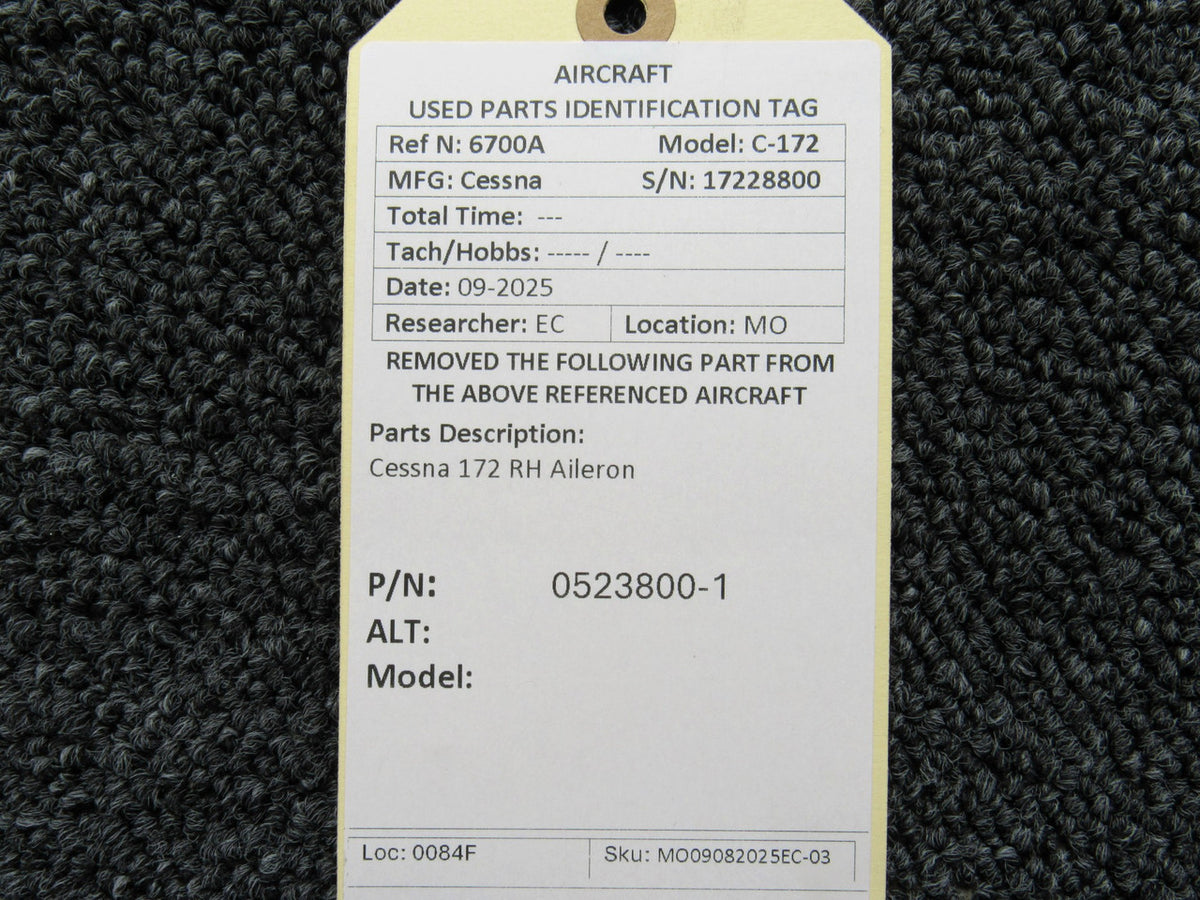 MO09082025EC-03MB-MO