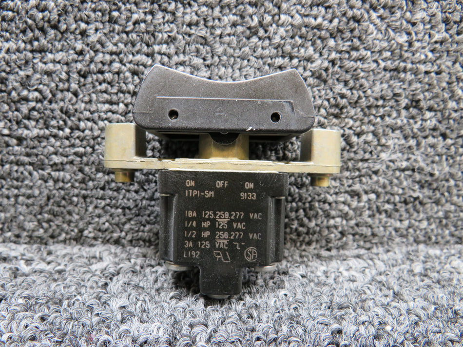 1TP1-5M Hawker 125-800A Rocker Switch