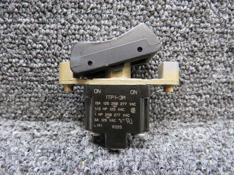 1TP1-3M Hawker 125-800A Rocker Switch