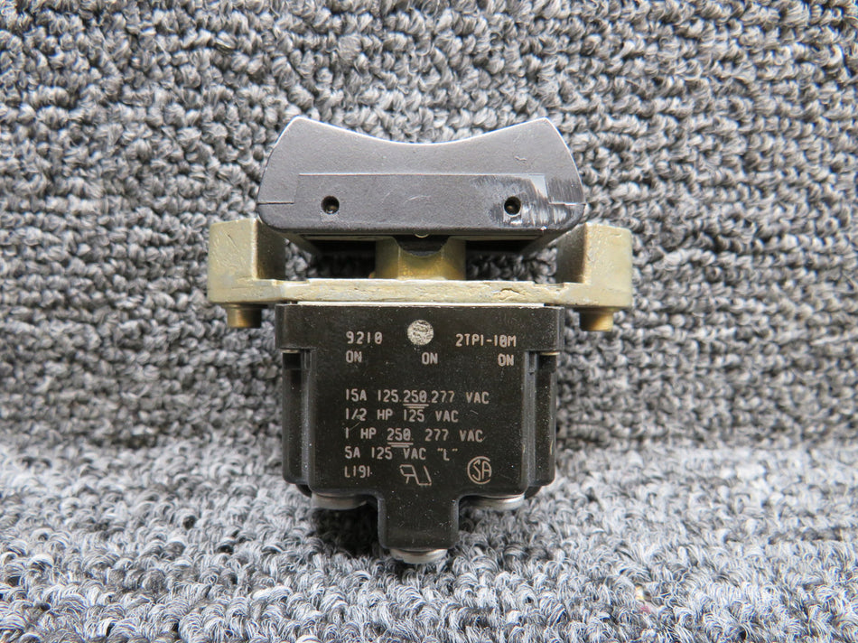 2TP1-10M Hawker 125-800A Rocker Switch