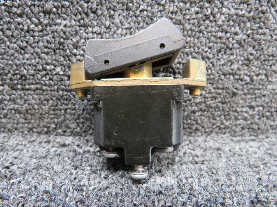 2TP1-3M Hawker 125-800A Rocker Switch