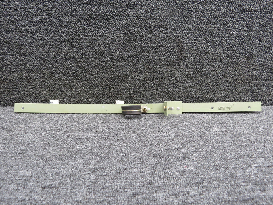 3930371-8 Cessna 206H Forward Avionics Angle Support