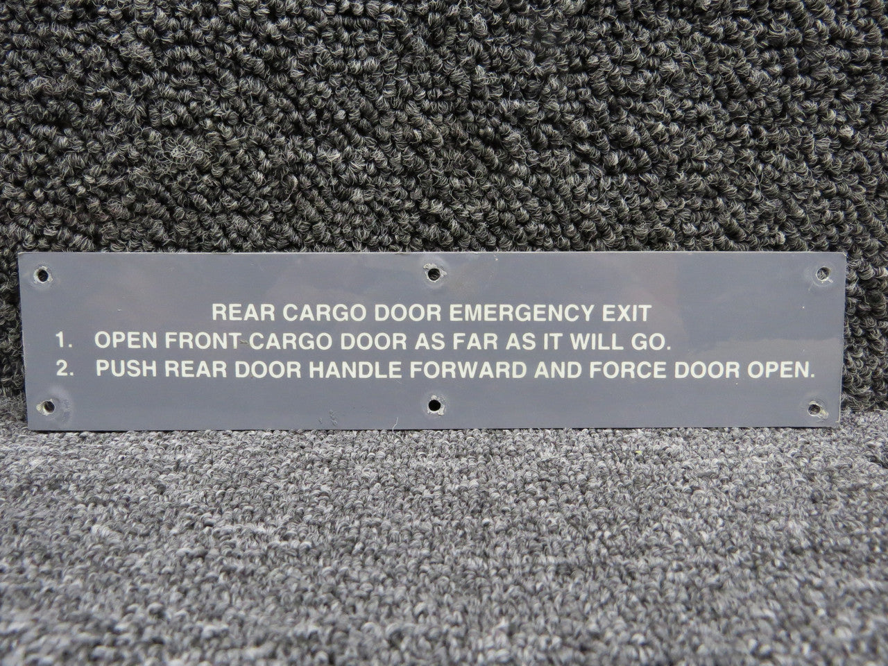 Seeeecoページ 1201999-14 Cessna 206H Rear Cargo Door Emergency Exit Placard