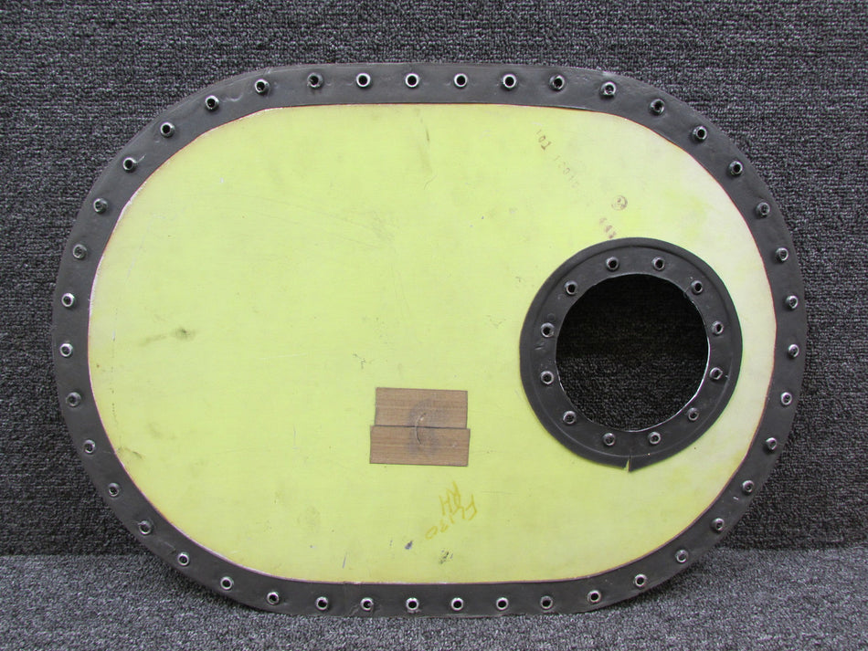 101-120063-16 Beechcraft B300 Auxiliary Fuel Cell Door RH