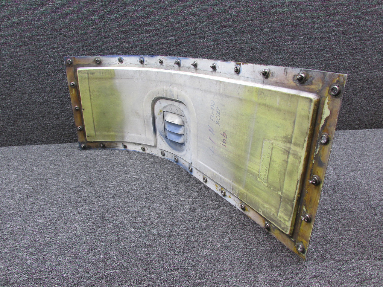b＊bページ 101-910117-635 Beechcraft B300 Access Panel Assy LH with Vent
